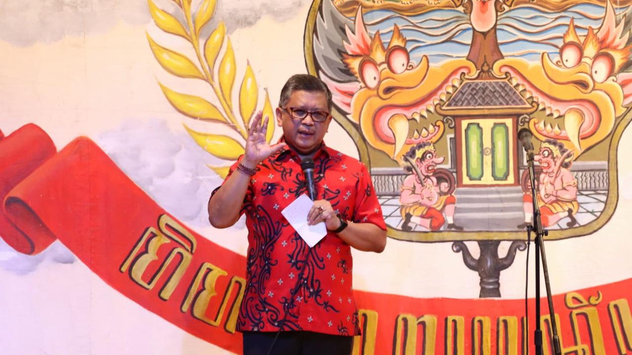 DPP PDI Perjuangan (PDIP) menggelar pertunjukan wayang orang dengan lakon Cupu Orang Bharata di Gedung Pertunjukan Wayang Orang Bharata Purwa, Senen, Jakarta Pusat, Sabtu (11/12/2021) malam.