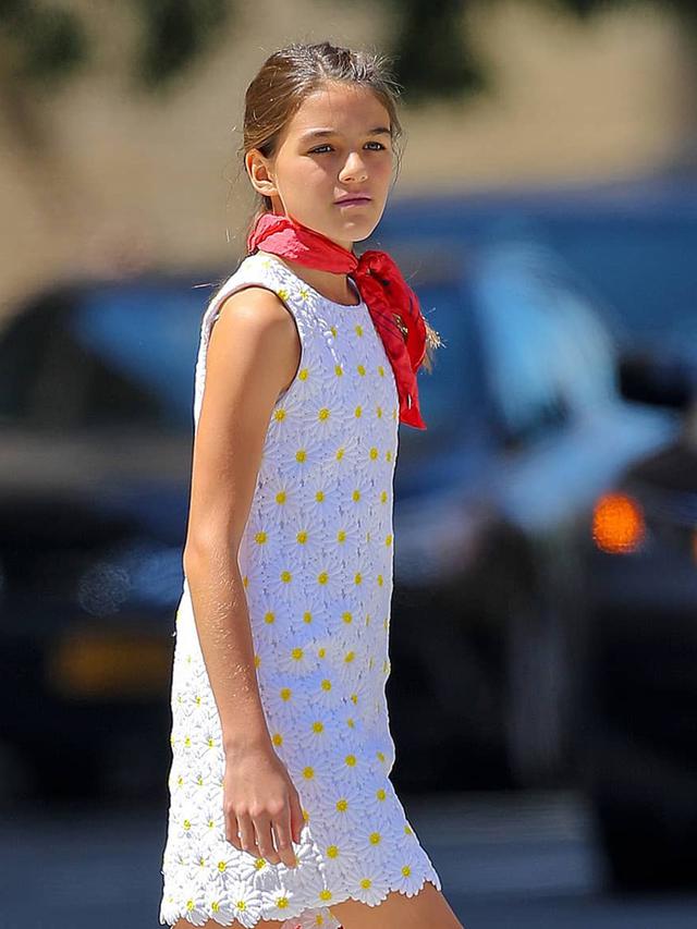 FOTO: Gaya Outfit Casual Suri Cruise, Putri Tom Cruise dan Katie Holmes