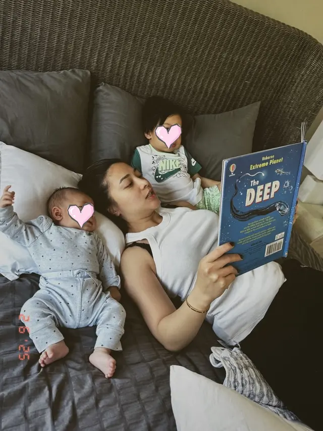 6 Potret Nikita Willy Momong Dua Buah Hatinya, Ibu Tangguh Tanpa Baby Sitter