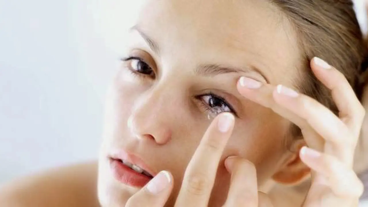 Tips Memilih Softlens yang Tepat untuk Anda