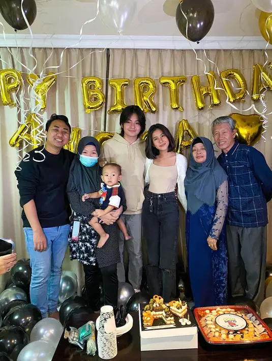 Angga Yunanda dan Shenina Cinnamon (Instagram/shenacinnamon)