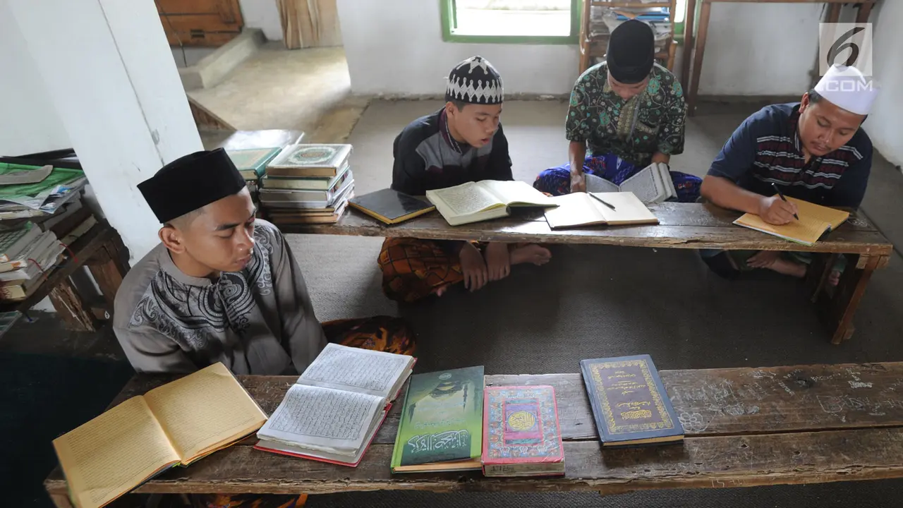 Keunikan Pondok Pesantren Almizan dengan Al-Quran Mininya