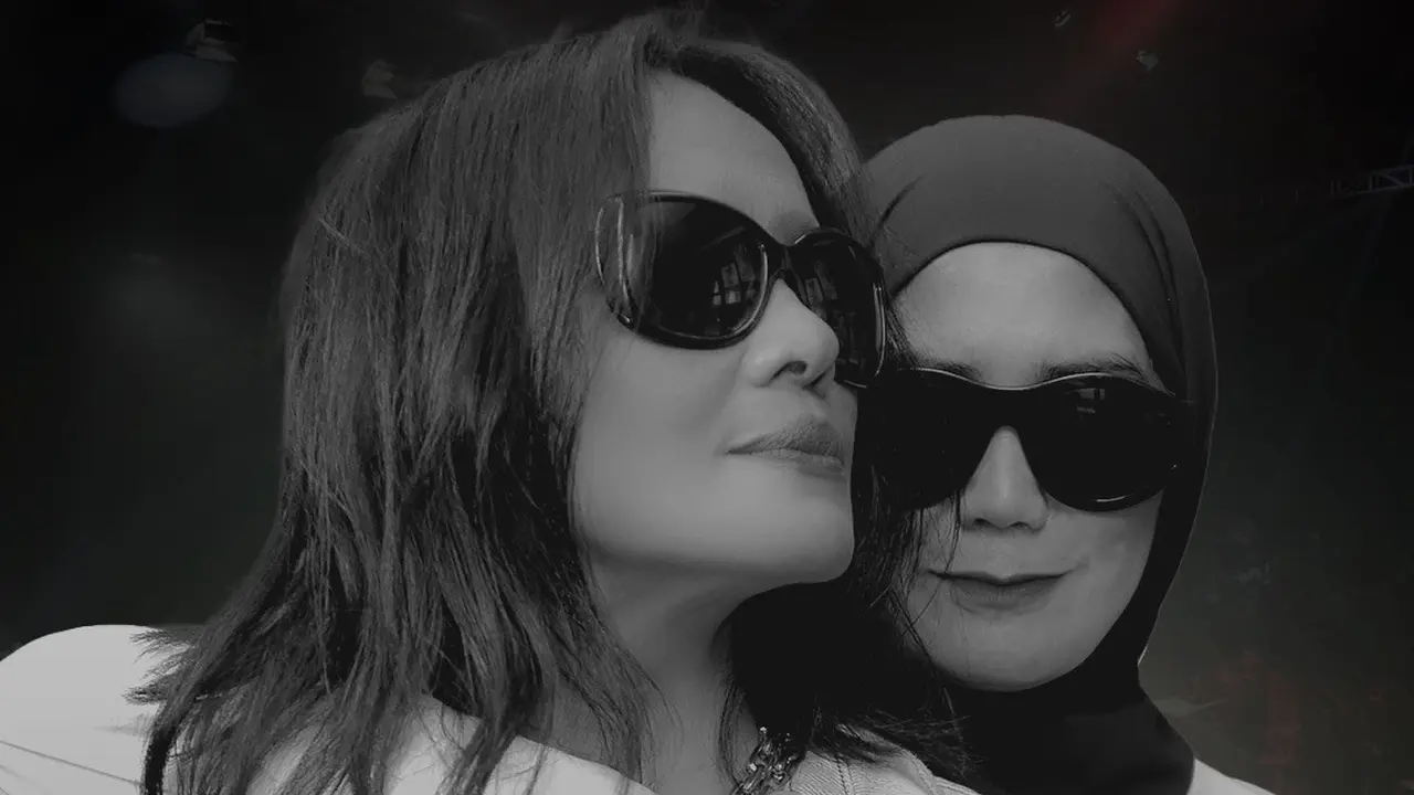 Nicky Astria dan Atiek CB