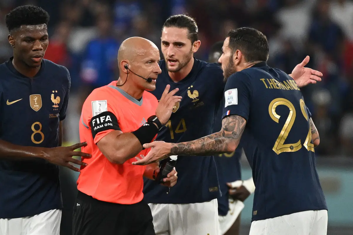 Foto: Jadi Wasit di Partai Final, Szymon Marciniak Pernah Hadapi Prancis dan Argentina di Piala Dunia 2022