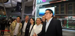 Di pencatatan perdana saham RANS di BEI, Jumat (10/7/2026), Nagita Slavina tampil dengan office look smart casual bernuansa quiet luxury. (Arie Basuki)