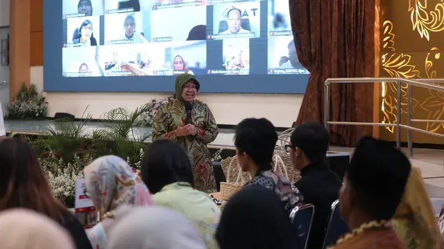 Tri Rismaharini.