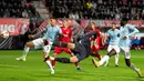Keunggulan 1-0 untuk Lazio bertahan hingga waktu turun minum. (AP Photo/Peter Dejong)