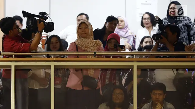 DPR Setujui Pemberian Amnesti untuk Baiq Nuril