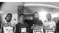 Black Teeth Usung Lirik Vulgar di Album Perdana