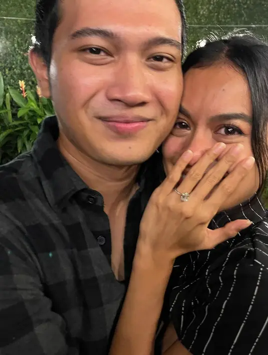 Eva Celia dan Demas Narawangsa (Instagram/sophia_latjuba88)