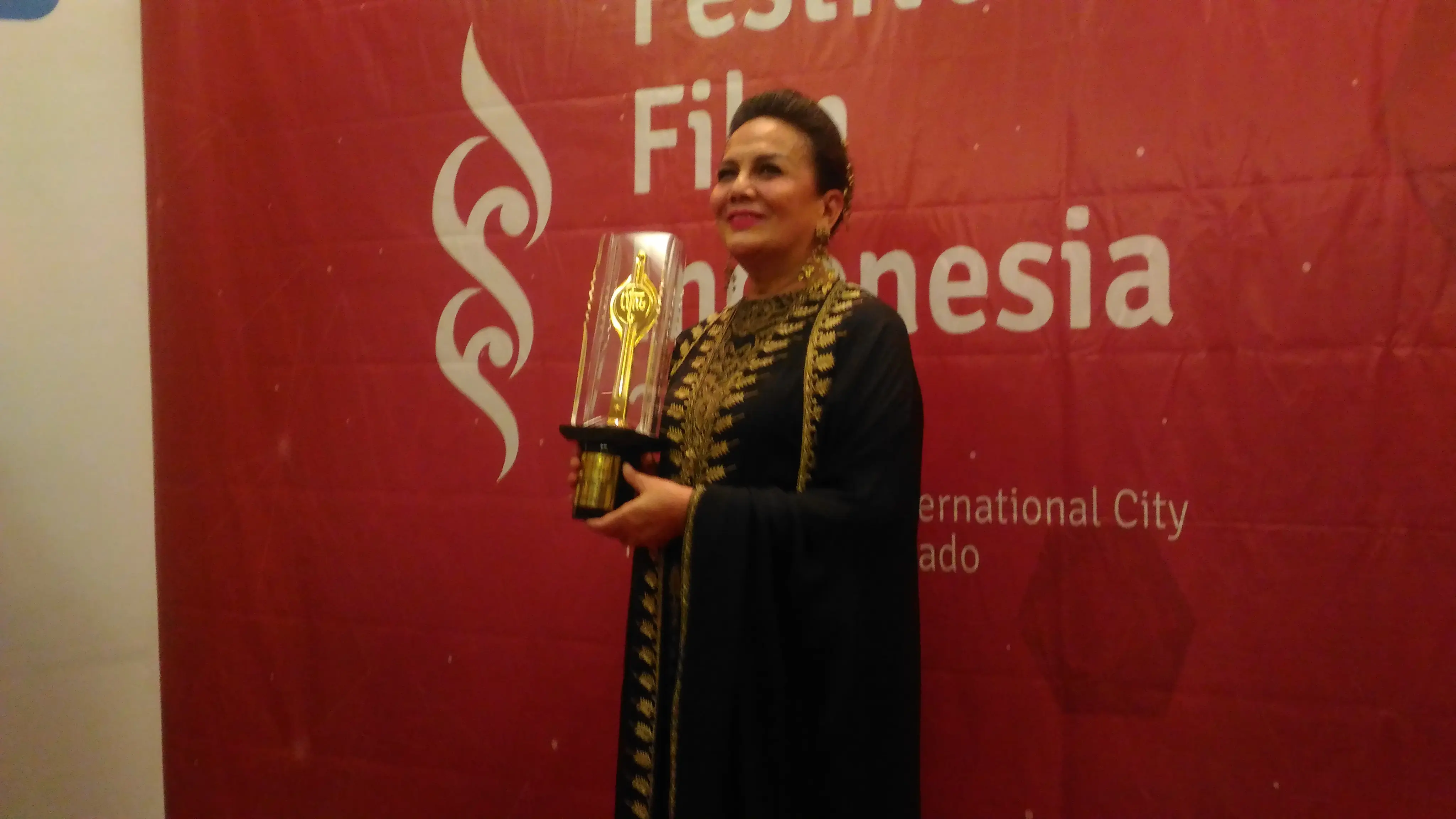 Christine Hakim di FFI 2017 di Manado
