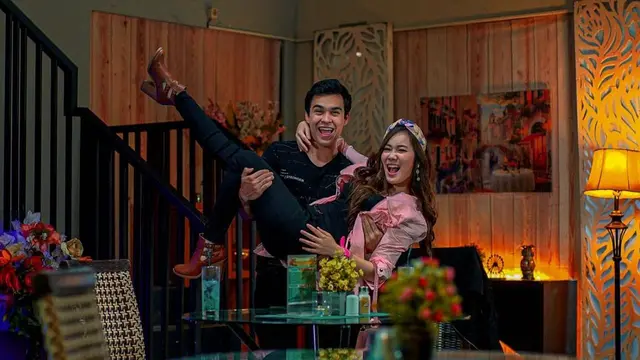 Main Sinetron Bareng, Ini 6 Potret Kebersamaan Erdin Werdrayana dan Jennifer Eve
