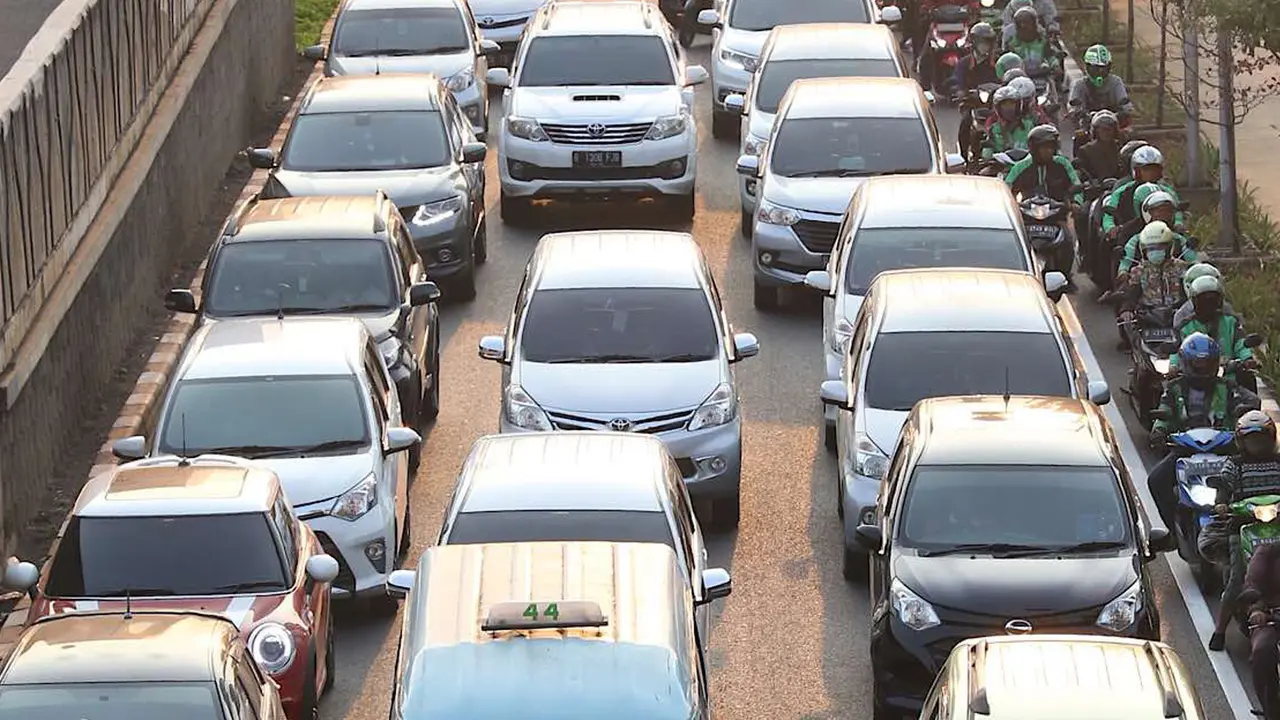 Volume Kendaraan Terlalu Tinggi, Kawasan Casablanca Selalu Macet Meski ada JLNT