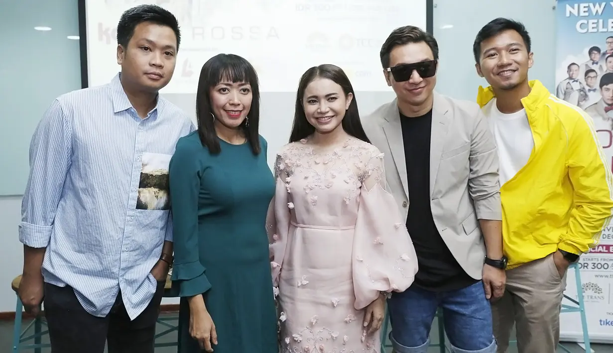 Rossa Konser Akhir Tahun (Bambang E Ros/Fimela.com)