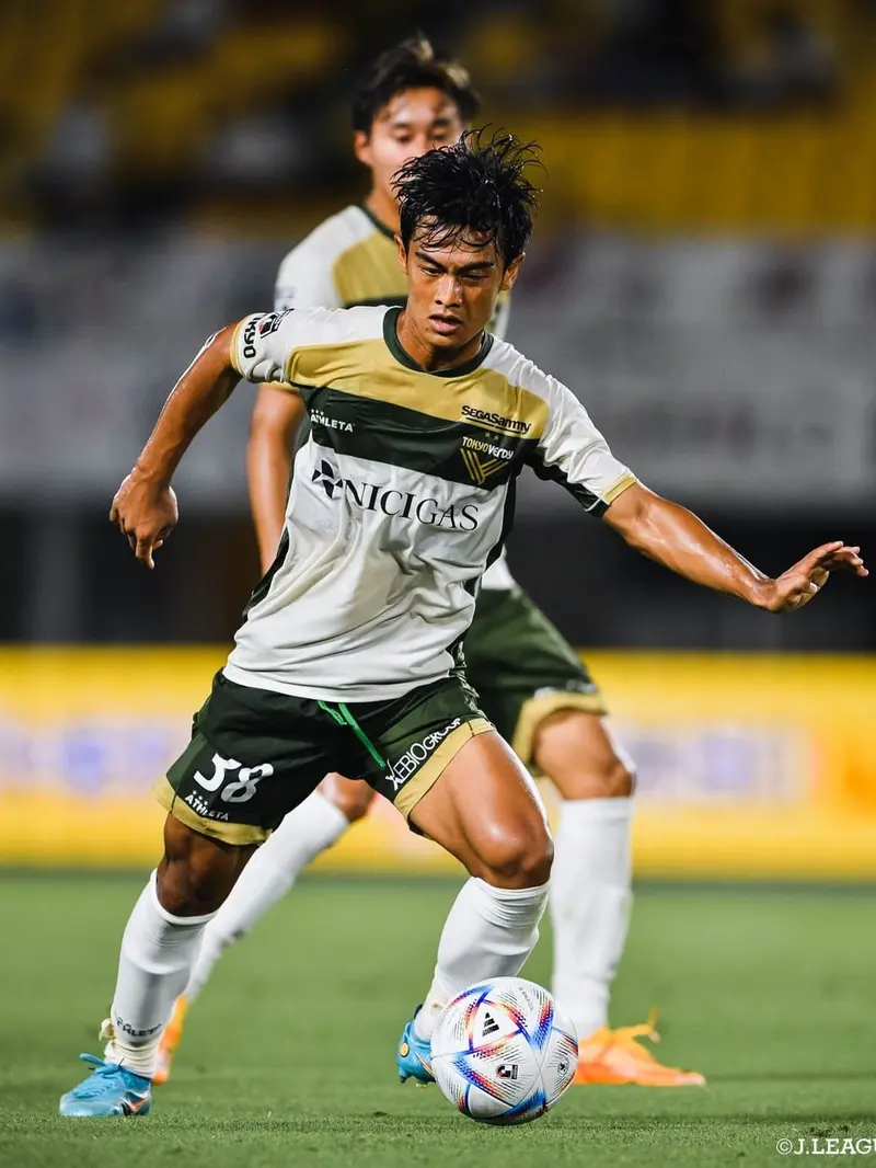 Pratama Arhan debut di Tokyo Verdy. (J League).