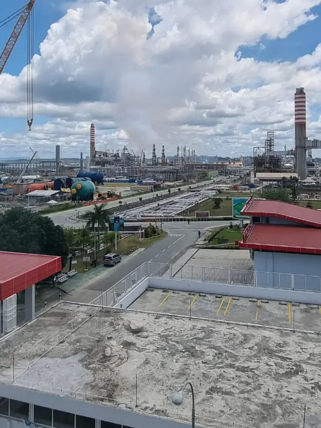 Area Kilang Balikpapan kebakaran pada Jumat, 4 Maret 2022, sekitar pukul 10.32 WITA.