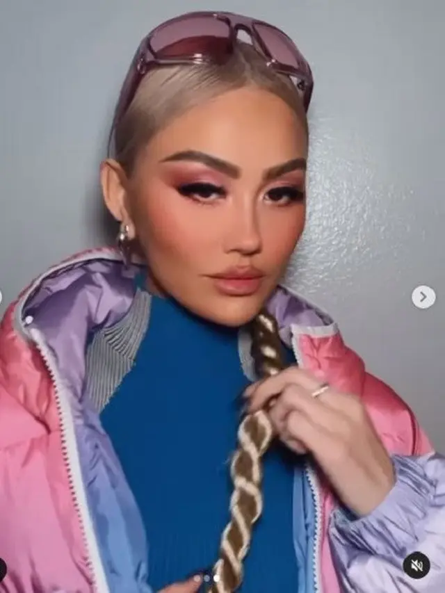 6 Potret Terbaru Agnez Mo, Netizen Sebut Parasnya Tak Seperti Orang Indonesia