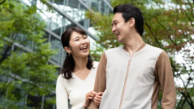 cinta romantis couple kencan