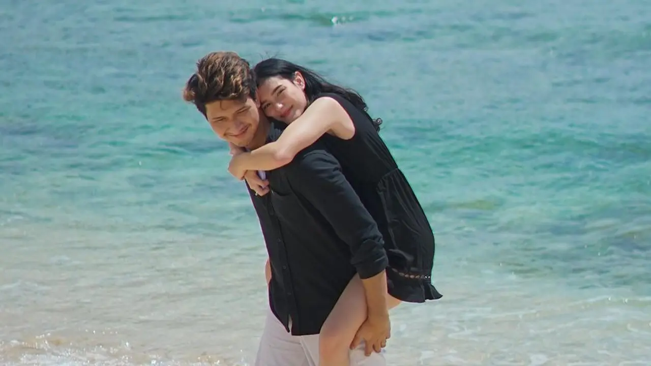 [Fimela] Aditya Zoni dan Yasmine Ow