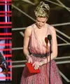 Di ajang bergengsi Academy Awards atau yang dikenal dengan Oscar kembali dihelat. Semua pihak menyambutnya dengan suka cita, termasuk Scarlett Johansson. Meskipun bahagia, ada hal yang membuat Scarjo canggung. (AFP/Bintang.com)