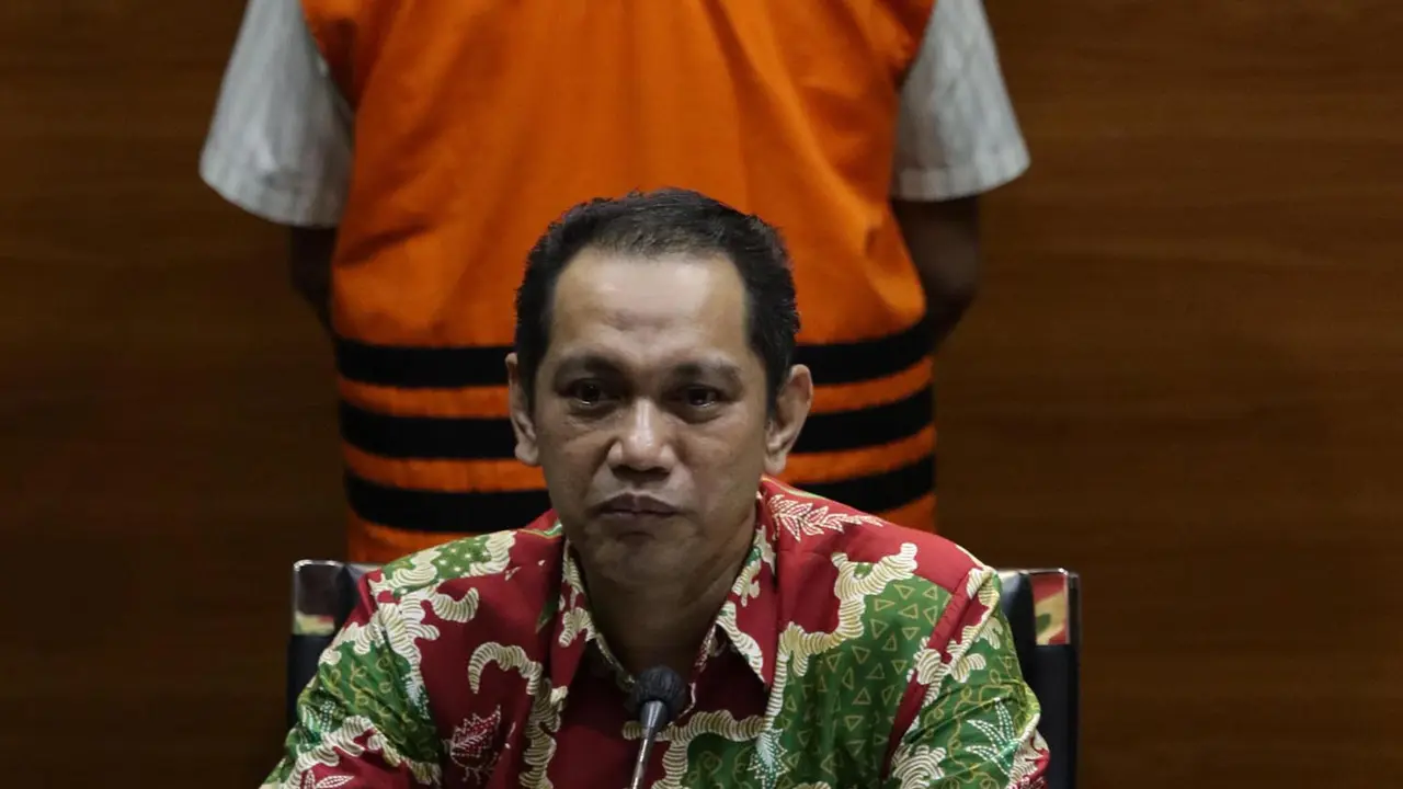 KPK Tahan Kepala Badan Kepegawaian dan Pengembangan SDM Kabupaten Muna, Sukarman Loke