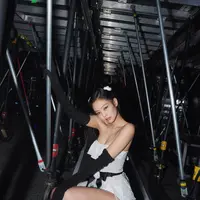 Outfit Jennie/copyright instagram/ jennierubyjane