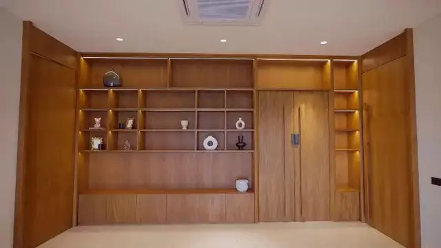 Potret tampak depan kamar tidur Citra Kirana