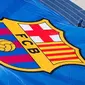 Logo Barcelona dalam ukuran besar jelang final Liga Champions antara Barcelona melawan Juventus di Berlin, 6 Juni 2015. (AFP/Kay Nietfeld)