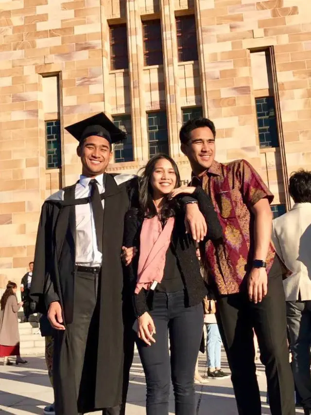 Potret Omar Armandiego Soeharto dan kembaran serta adiknya (Sumber: Instagram/omararmandiego)