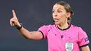 Wanita berusia 36 tahun itu tercatat sebagai wasit wanita pertama yang memimpin laga Liga Champions pria. (Photo by Vincenzo PINTO / AFP)