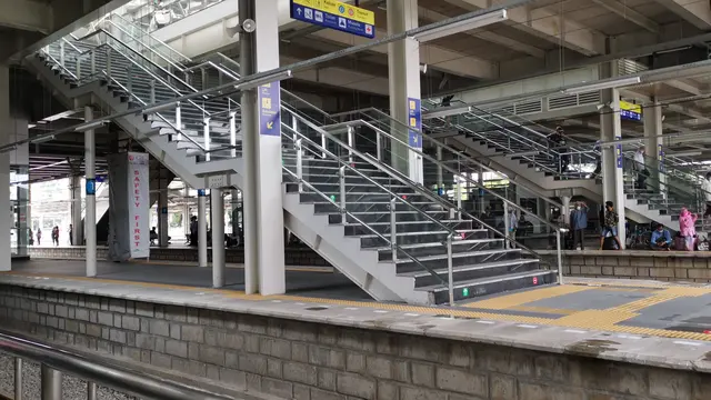 Stasiun Jatinegara.