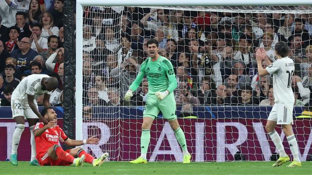Foto: Penyelamatan-Penyelamatan Gemilang Thibaut Courtois saat Bawa Real Madrid ke Babak 16 Besar Liga Champions