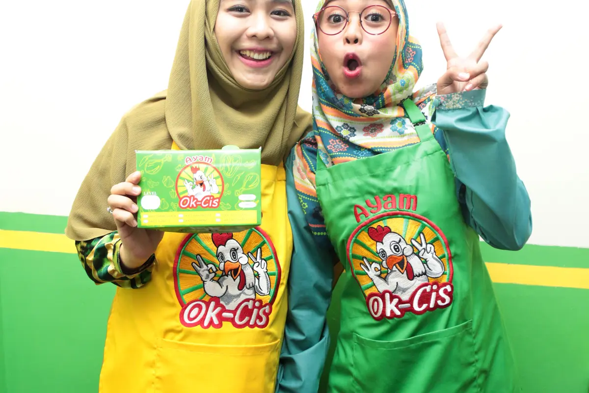 [Bintang] Ria Ricis dan Oki Setiana Dewi