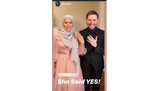 Resmi Menikah, Ini 6 Momen Manis Cinta Penelope dan Suami Bulenya