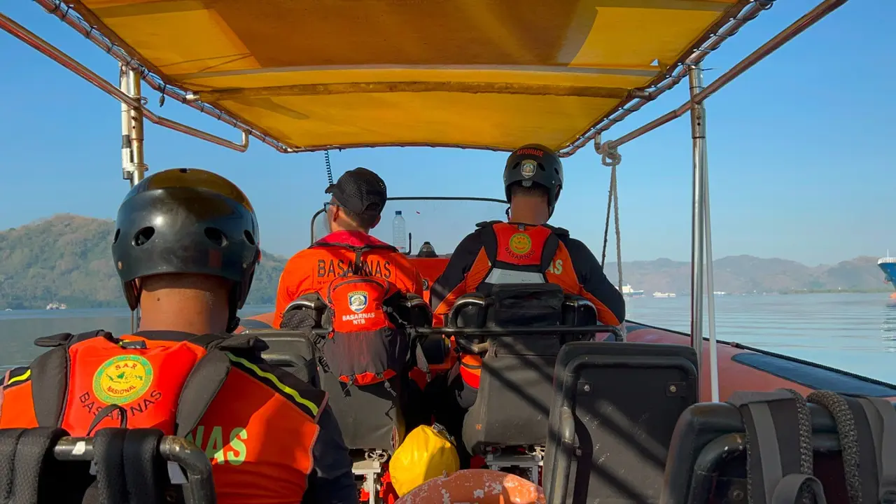 Tragedi Kapal Terbakar di Selat Lombok, 5 Orang Masih Hilang, Area Pencarian Diperluas