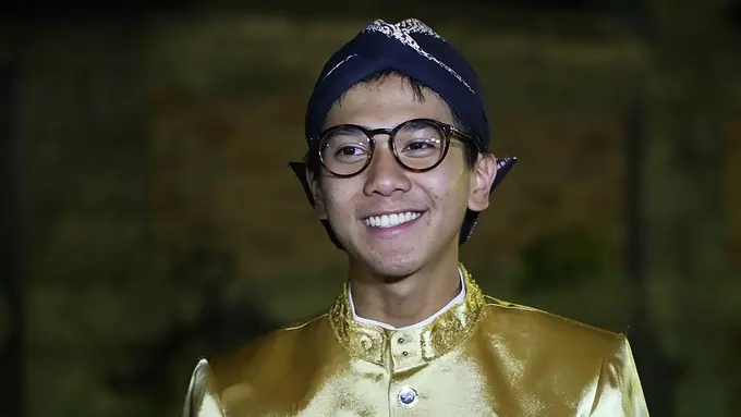 [Bintang] Iqbaal Ramadhan