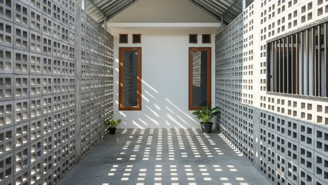 Model Teras Rumah Lahan Terbatas dengan Sirkulasi Udara Maksimal. AI