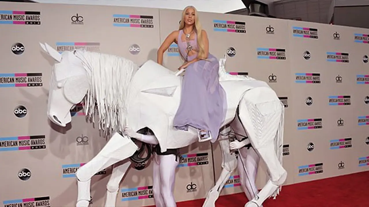 lady-gaga-kuda131125b.jpg