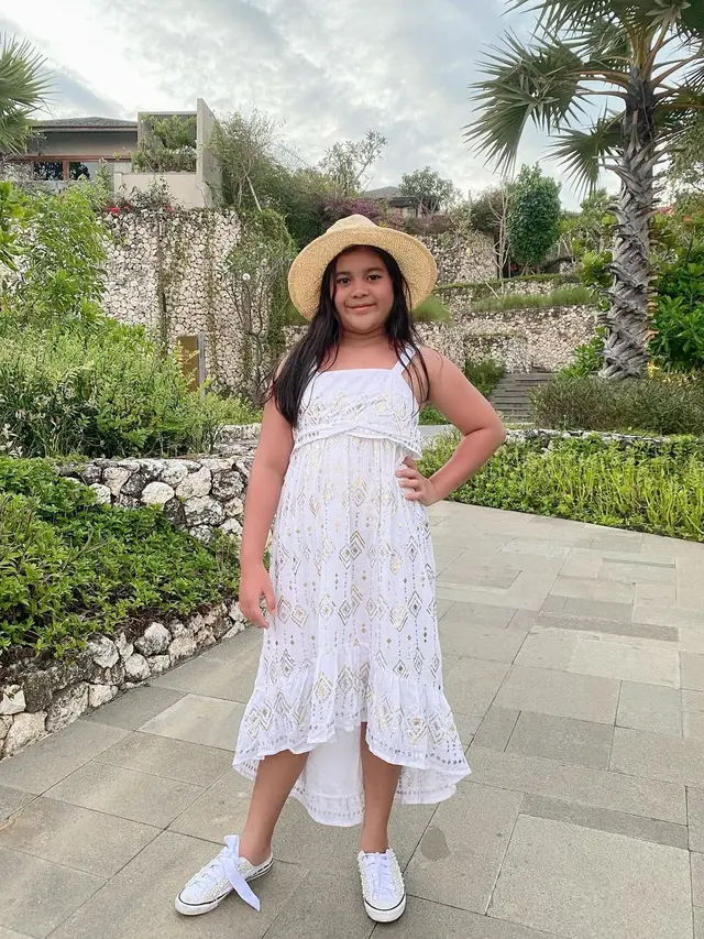 Anak bungsu Andre Taulany jarang tersorot tapi punya banyak followers