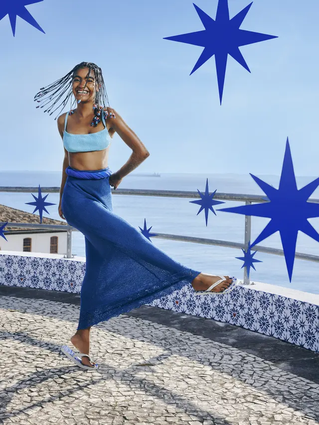 Pesona Brasil Menginspirasi Tren Sandal Bermotif Artistik yang Makin Digemari