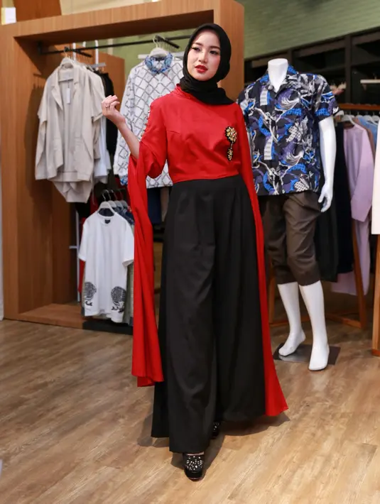 Tak bisa berbuat apapun, yang pasti Chacha sebagai sahabat hanya bisa mendukung dan memberikan doa terbaik tentang keputusan Jedar pindah ke Amerika. Pasalnya, ia sangat yakin Jedar akan baik-baik saja. (Adrian Putra/Bintang.com)