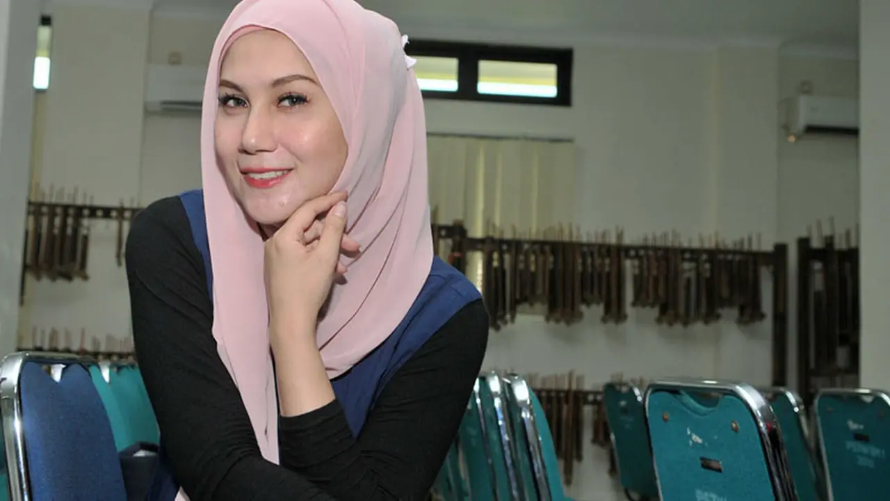 Marini Zumarnis Tak Mau Anaknya Seperti Al Ahmad Dhani