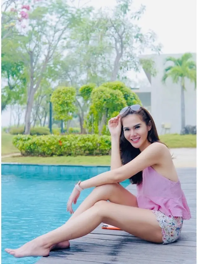 7 Gaya OOTD Puy Brahmantya, Aktris FTV Kisah Nyata yang Viral