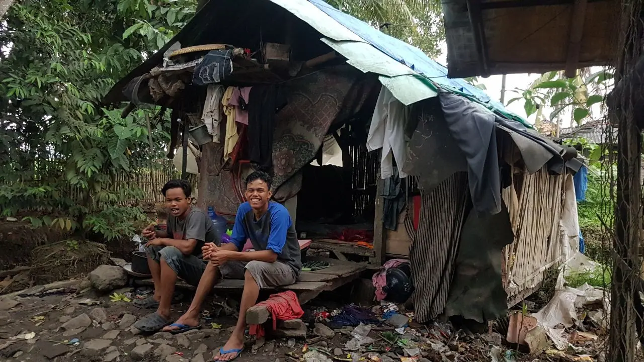 20170801-rumah-serang-miskin
