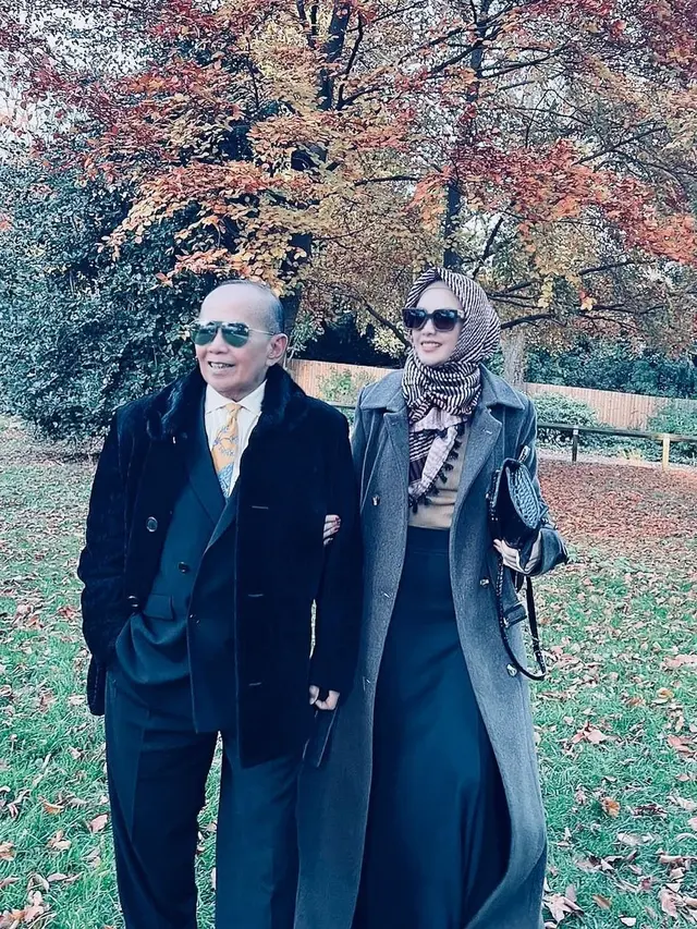 Ingrid Kansil dan suami yang selalu mesra