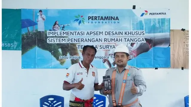 Menerangi 100 Rumah di Pulau Sabu yang Gelap Gulita