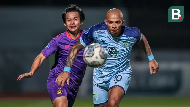 Foto: Derbi Jatim, Gol Tunggal Malik Risaldi Bawa Persela Bekuk Persik di BRI Liga 1