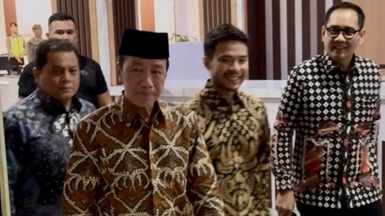 Presiden ke-3 RI Joko Widodo atau Jokowi di Markas Polresta Solo.