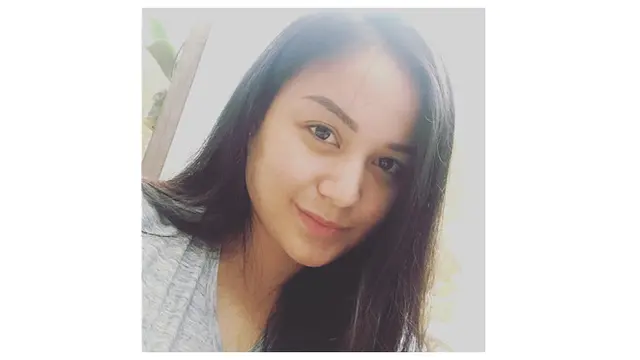 6 Potret Juwita Bahar Tanpa Makeup, Tetap Cantik dan Memesona