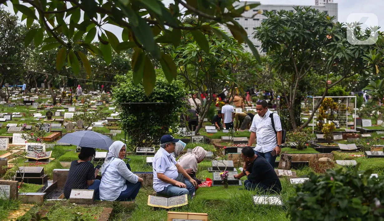 Sepekan jelang datangnya bulan suci Ramadan, umat muslim biasanya melakukan beberapa tradisi. (Liputan6.com/Angga Yuniar)
